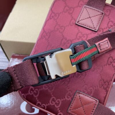 Gucci精品仿製紅色斜背包時尚百搭造型義大利潮流風834274