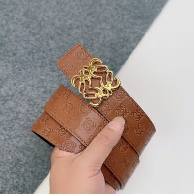 罗意威高仿皮带男士款浮雕纹牛皮复刻版棕色金扣新品