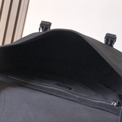 LOEWE 頂級原單 Flex 中號郵差包 黑/深金黃 帆布與絨面革 運動風格