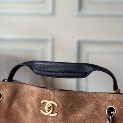 香奈兒 Chanel 精品仿製駝黑拼接水桶包 金鏈肩背款 法式高雅人氣AS5634