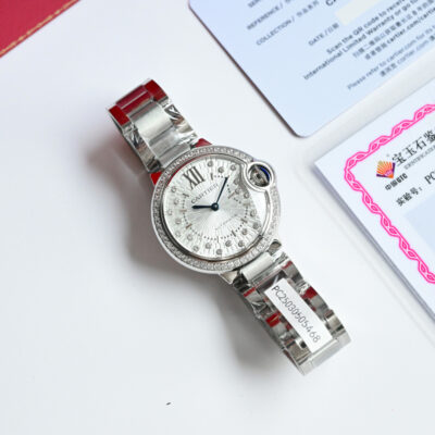 卡地亞（Cartier）高仿莆田鞋等級藍氣球女錶鑽圈鋼帶款精品奢華風