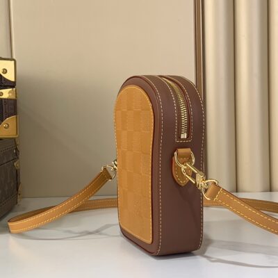 LV精品仿製Monogram焦糖色迷你斜背包 小巧時尚造型M26984