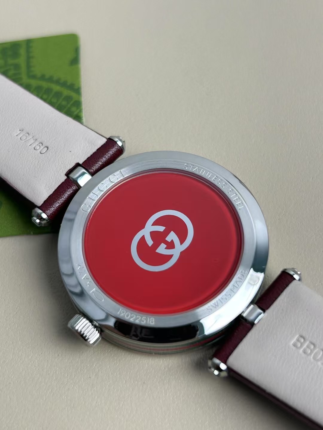 高仿GUCCI手表:解密顶级复刻工艺与时尚佩戴美学