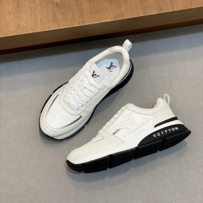 Louis Vuitton 一比一 LV Trainer 全白運動鞋 精品質感百搭設計展現法式街頭風格