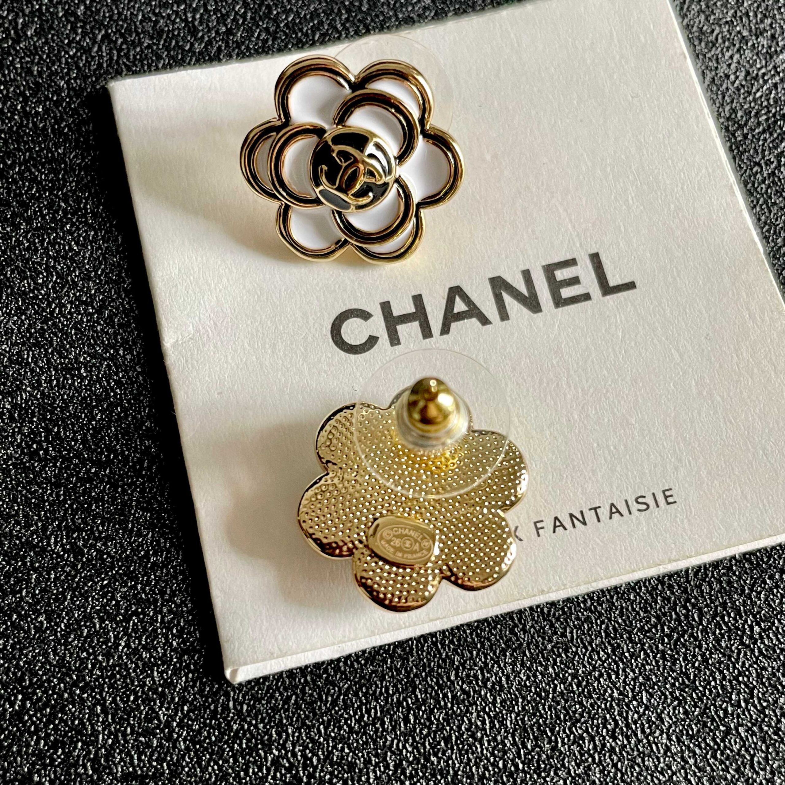 ChanelA貨耳環山茶花雙C標誌設計優雅氣質經典名媛風格