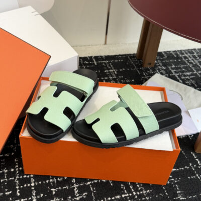 Hermes一比一拖鞋H字母鏤空設計薄荷綠牛皮質感舒適百搭時尚高級精品涼拖