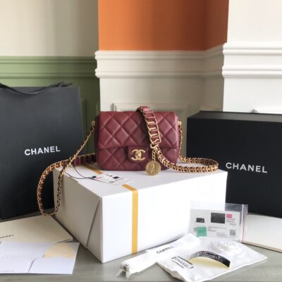 Chanel原單魚子醬牛皮金幣鏈條包復古優雅小方包氣質百搭法式經典精品風格