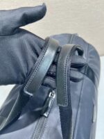 頂級原單 Prada2VC015A 三角徽標降落傘布旅行包