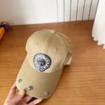 Chrome Hearts高仿十字徽章棒球帽米白色刺繡設計百搭休閒精品仿製款