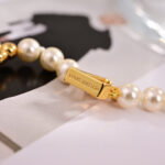 Louis Vuitton原單手鍊珍珠拼接LV吊飾設計優雅時尚精品風格