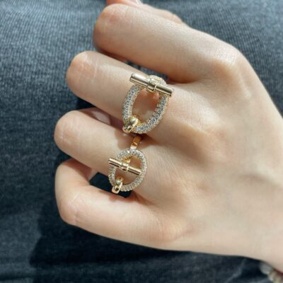 Hermes精品仿製戒指雙環扣鎖設計鑲鑽奢華百搭時尚高級質感精品飾品