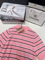 Miu Miu高仿粉色條紋針織Polo短袖上衣一比一復刻學院風少女感毛衣