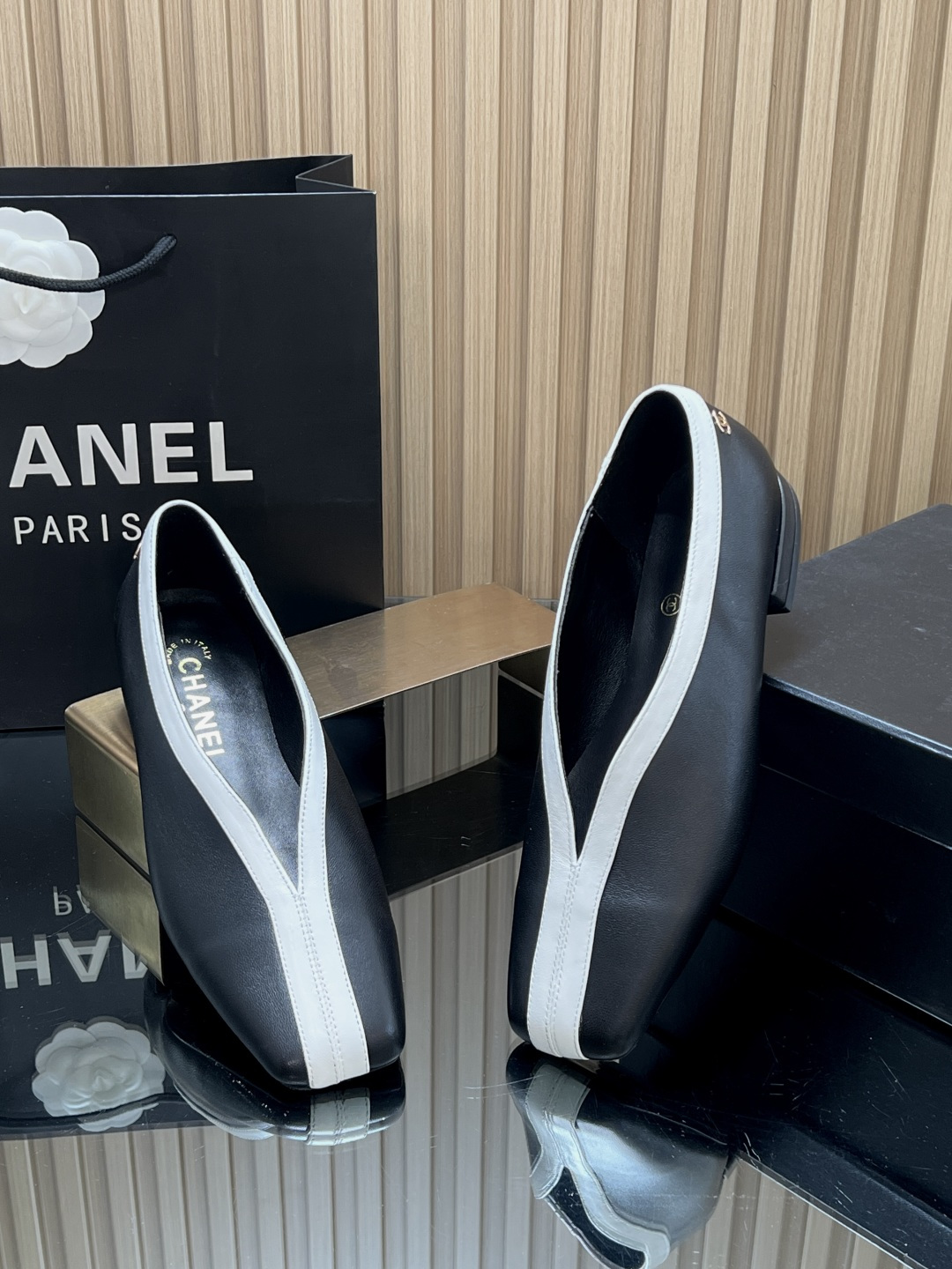 Chanel高仿拼色低跟單鞋復古方頭精品氣質百搭女鞋