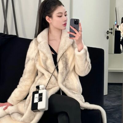 Chanel高仿香水瓶晚宴包黑白拼色壓克力鏈條精品斜背女包C2786