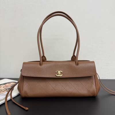 Chanel高仿復古肩背包焦糖棕法式優雅設計精品女包