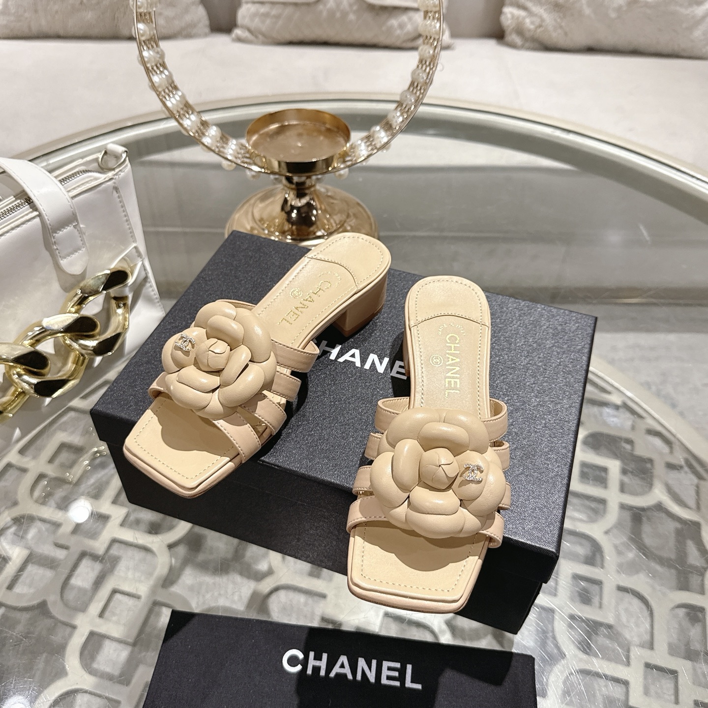 Chanel高仿裸粉山茶花拖鞋精品粗跟方頭涼鞋氣質百搭女鞋