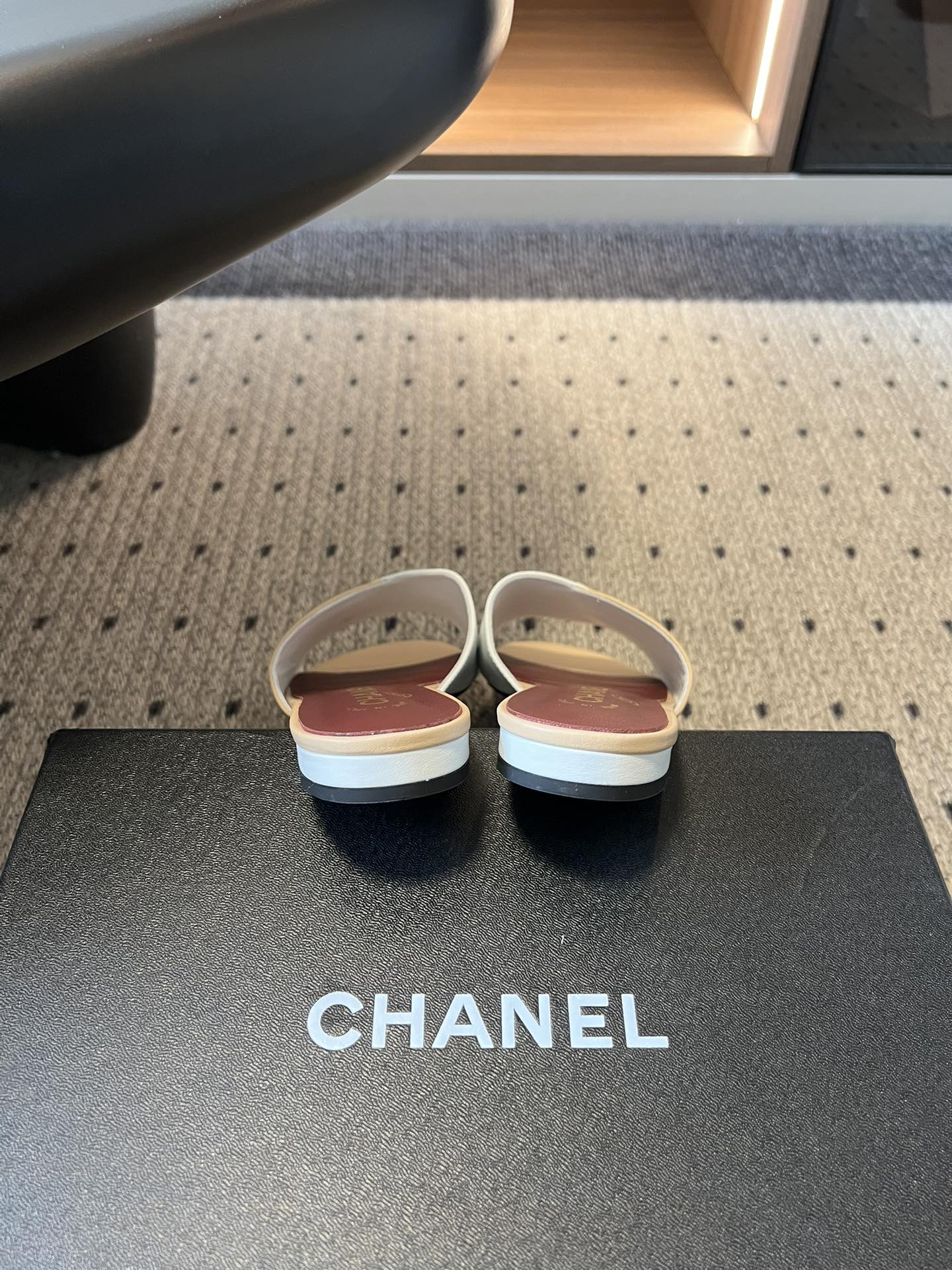 Chanel高仿雙色拖鞋精品平底涼鞋雙C刺繡百搭休閒女鞋