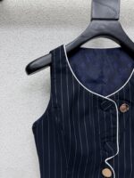 LV高仿條紋短版背心金屬鈕扣修身顯瘦時尚精品女裝