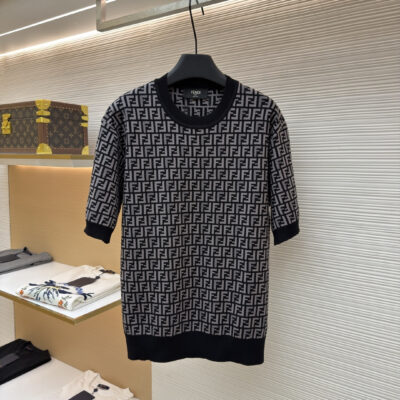 Fendi 精緻版 FF滿版針織短袖上衣 經典LOGO設計 人氣款 街頭時尚