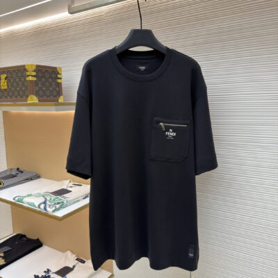 Fendi 一比一 拉鍊口袋短袖T恤 極簡設計 百搭質感款 都會輕奢