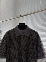 Fendi 精緻版 經典FF滿版POLO衫 立領短袖設計 質感百搭款 都會輕奢