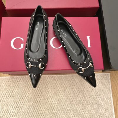 Gucci 精緻版 馬銜扣尖頭平底鞋 經典優雅設計 法式奢華