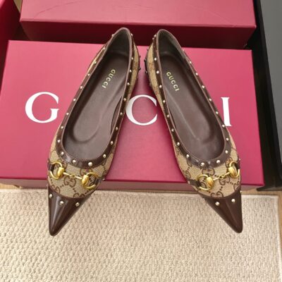 Gucci 精緻版 馬銜扣尖頭平底鞋 經典優雅設計 法式奢華