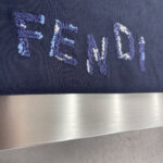 Fendi 精緻版 直紋開襟短袖襯衫 質感設計 百搭款 都會輕奢