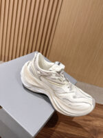 New Balance 原單 復古網布拼接老爹鞋 優雅質感 日系簡約