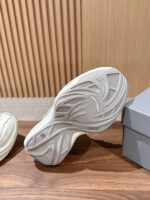 New Balance 原單 復古網布拼接老爹鞋 優雅質感 日系簡約
