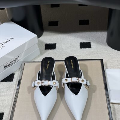 Balenciaga 精緻版 金屬扣飾尖頭穆勒鞋 新款優雅 都會輕奢