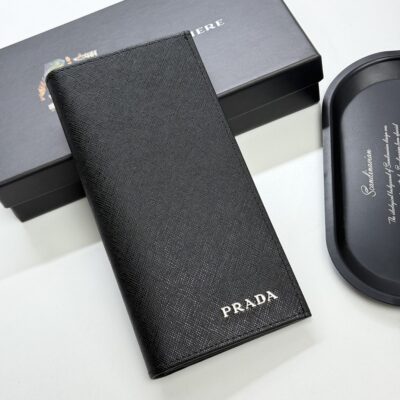 Prada 精緻版 經典LOGO長夾 百搭質感 都會輕奢