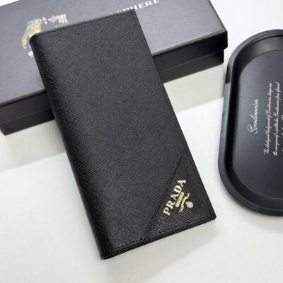 Prada 精品仿製 長夾對折設計 優雅質感 都會輕奢