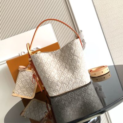 Louis Vuitton 精緻版 Monogram 壓紋肩背水桶包 百搭優雅 法式奢華M2A377