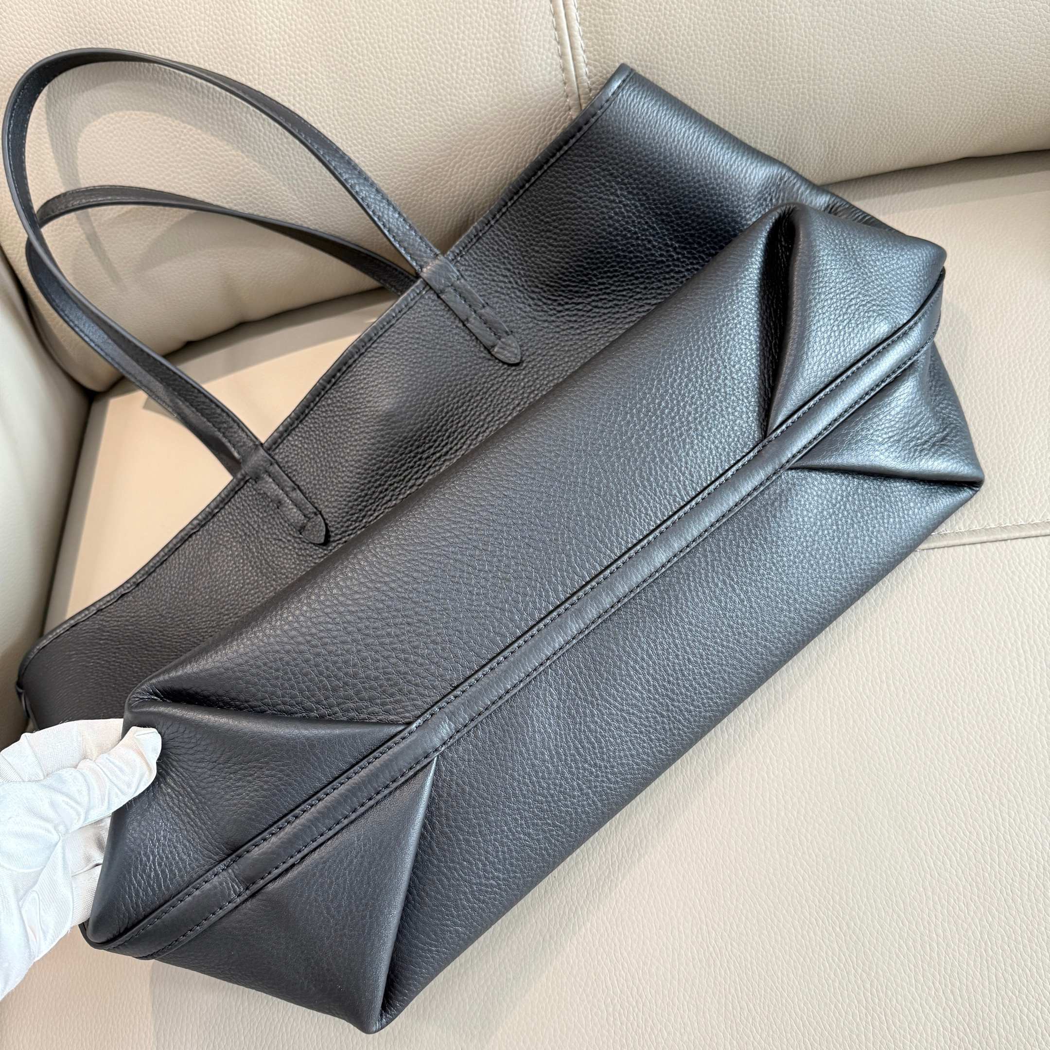 BURBERRY 精緻版 大容量托特包 百搭新款 質感佳 都會輕奢
