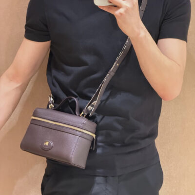 BURBERRY 精緻版經典箱型斜背包 優雅限定 都會輕奢風格