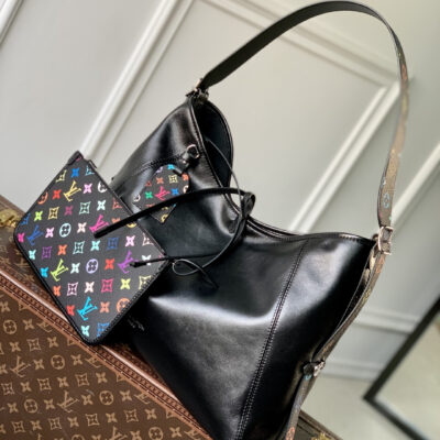 LV 一比一 CarryAll Cargo Vibe PM 黑色羊皮肩背包 質感佳 都會輕奢