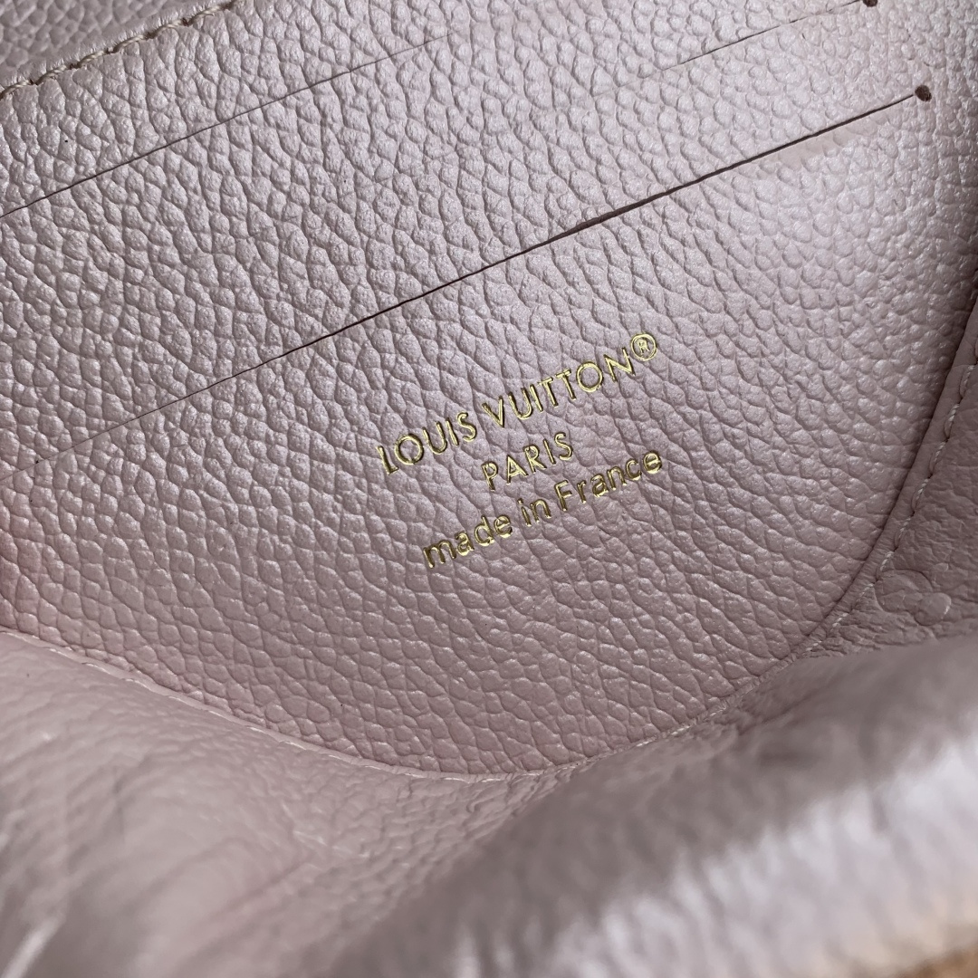 LOUIS VUITTON 精緻版 M27043 迷你手提包 壓紋皮革設計 鏈條肩背款