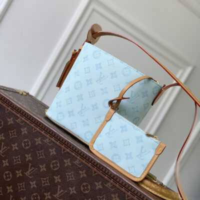 LOUIS VUITTON 精緻版 Mini Hobo包 Monogram印花設計 清新配色小包款時尚推薦M27529