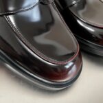 PRADA 精緻版 黑紅拼色樂福鞋 新款質感佳 百搭風 都會輕奢