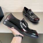 PRADA 精緻版 黑紅拼色樂福鞋 新款質感佳 百搭風 都會輕奢