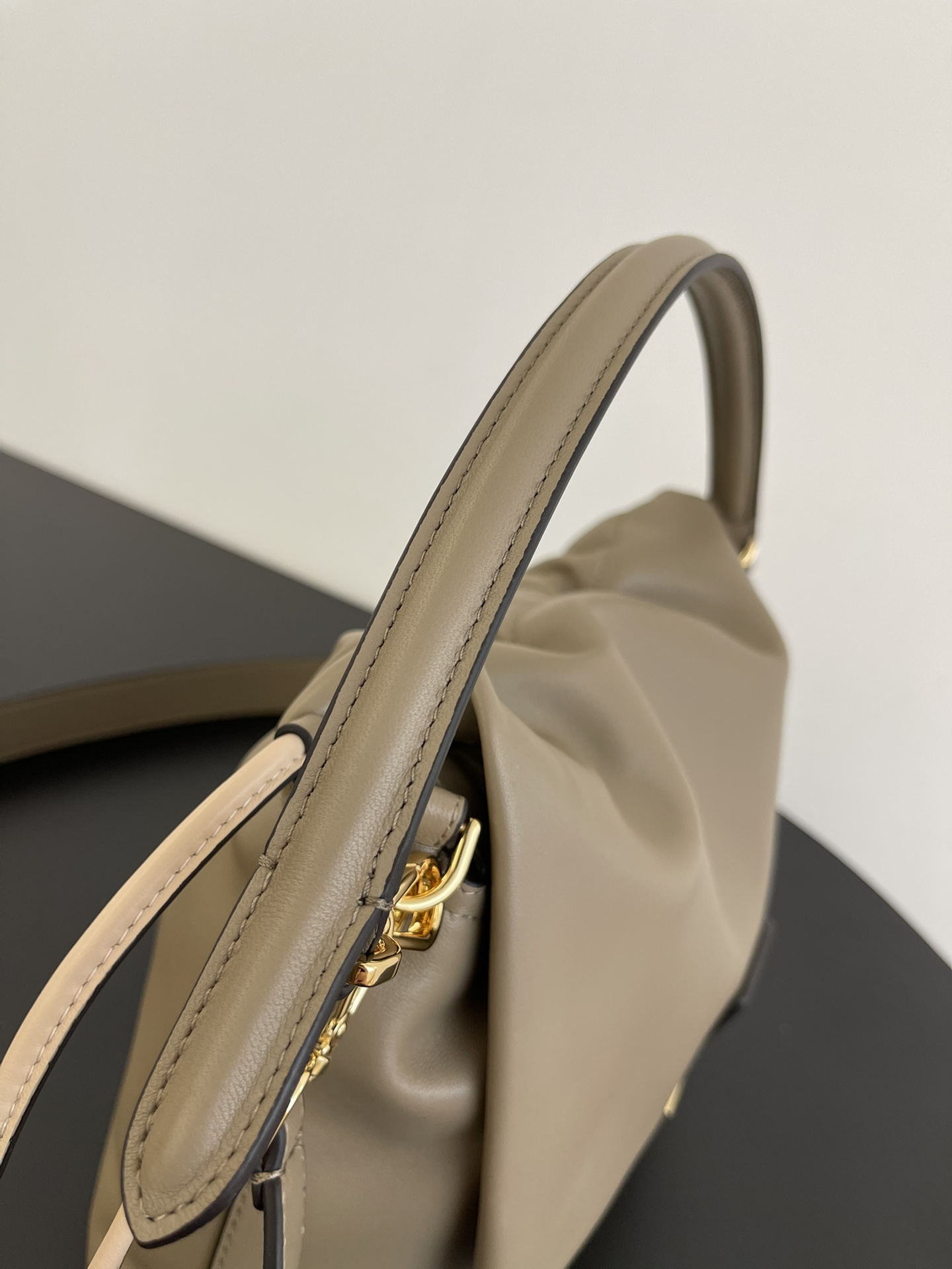 Fendi 精緻版 Baguette 腋下包 百搭質感佳 都會輕奢