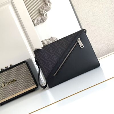 Fendi 精緻版 FF 拼接手拿包 拉鍊收納包 百搭質感佳 都會輕奢