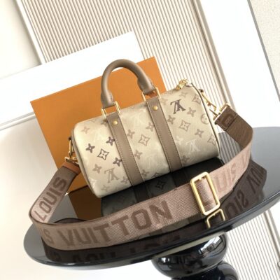 Louis Vuitton 精緻版 Speedy Bandoulière 迷你手提斜背包 質感百搭 都會輕奢 M29272
