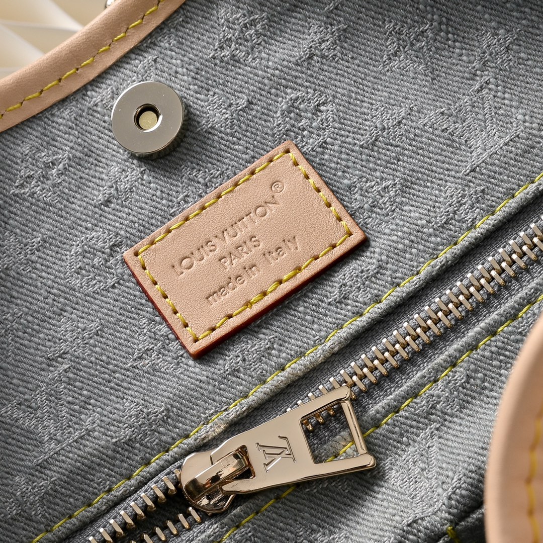 Louis Vuitton 精緻版 丹寧Hobo肩背包 雙配件設計 百搭耐看 都會輕奢