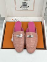 Hermès 精品仿製 Kelly扣穆勒鞋 鱷魚壓紋設計 優雅質感 新款 法式奢華