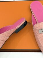 Hermès 精品仿製 Kelly扣穆勒鞋 鱷魚壓紋設計 優雅質感 新款 法式奢華
