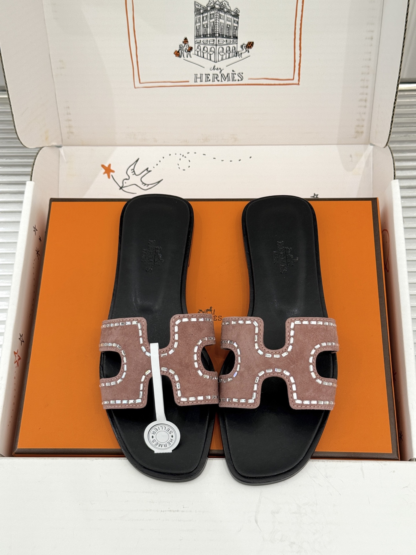 Hermès 原版 棕色麂皮H字拖鞋 鏤空愛心設計 水鑽滾邊質感款