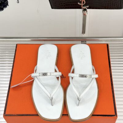 Hermès 原單版本 涼鞋 人字拖 Kelly扣 細帶設計 極簡高級感