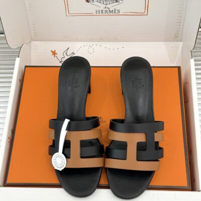 Hermès 原單版本 涼鞋 H拖 粗帶拼色設計 中跟款 黑棕撞色高級感